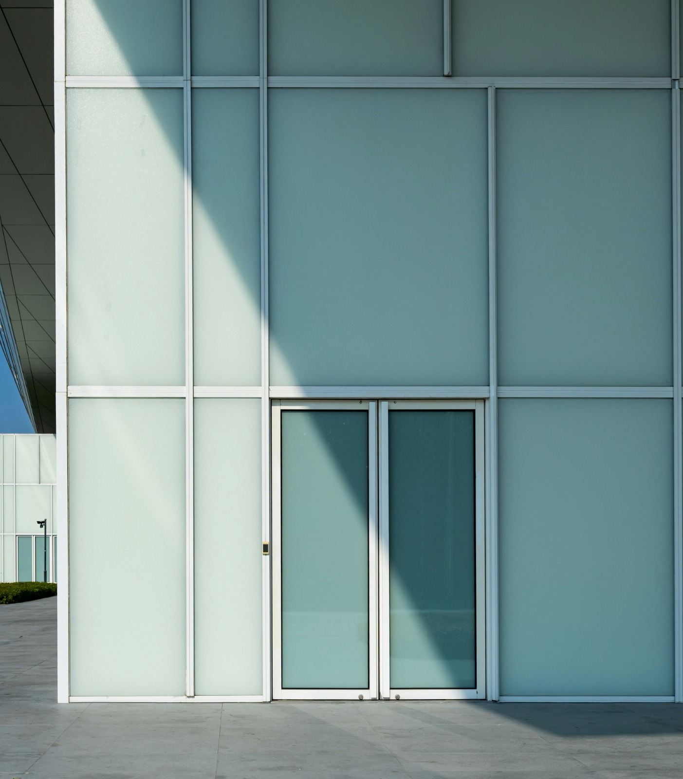 Aluminium glass doors and windows