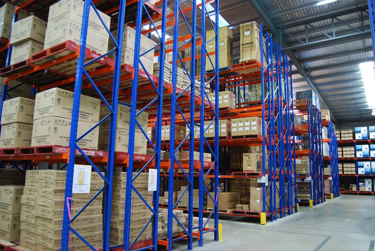 Double deep pallet racking