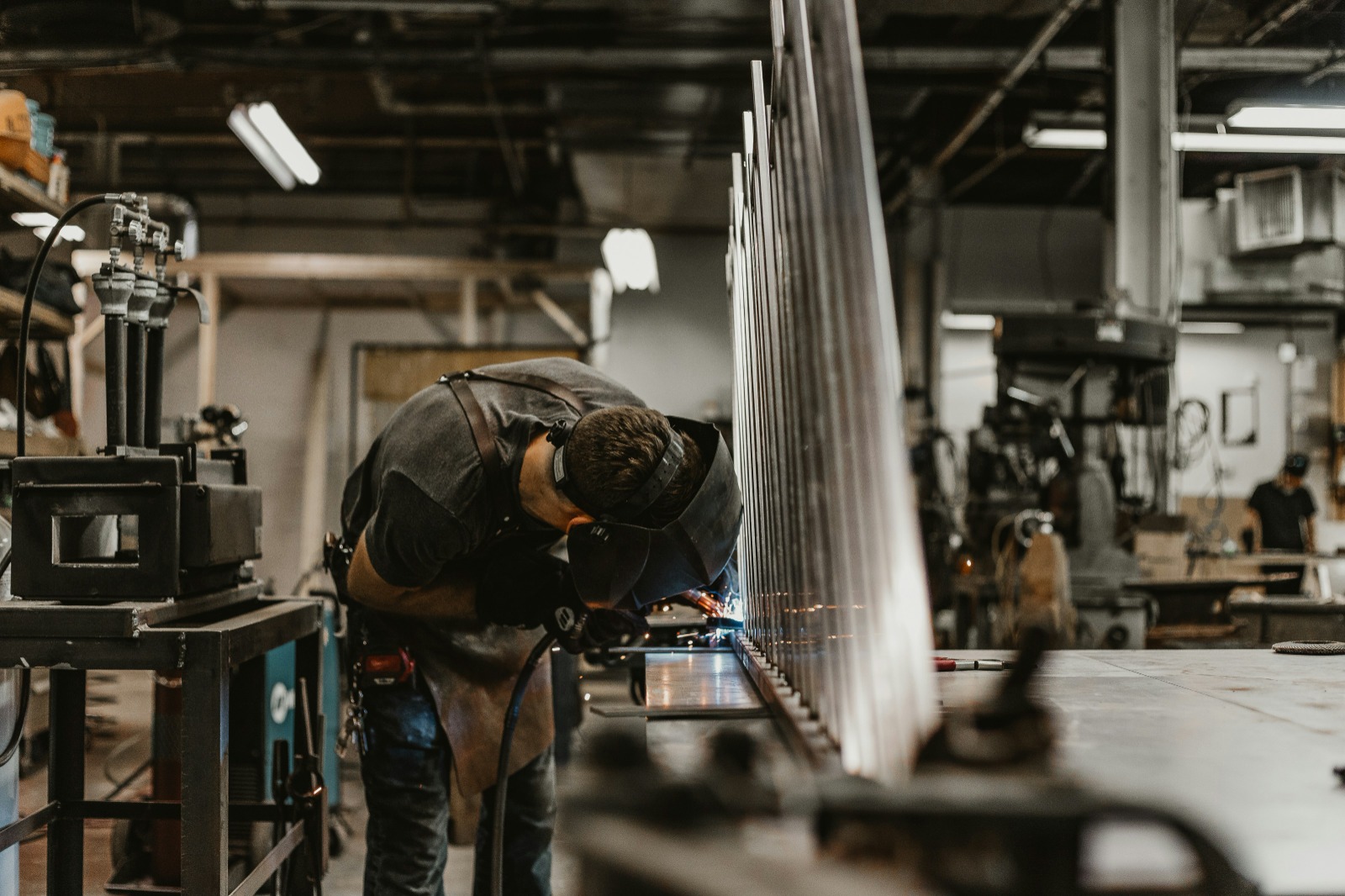 METAL / FABRICATION